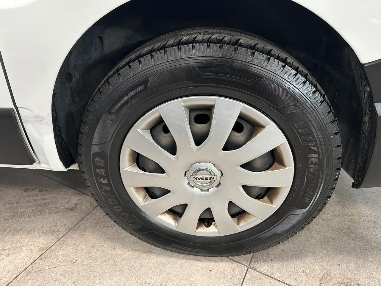 Nissan Primastar 2.0 dCi 110CV PC-TN Bus