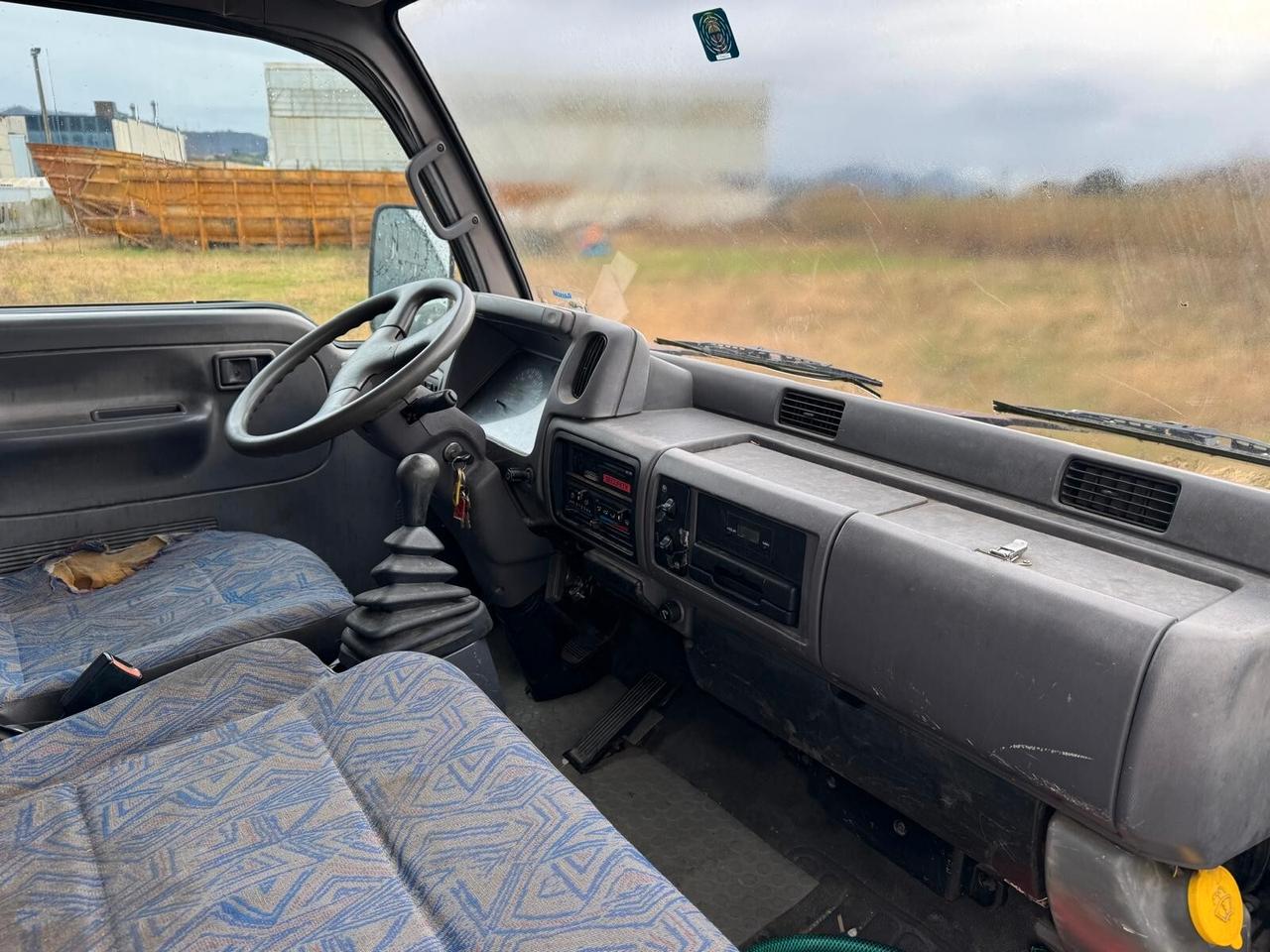 Nissan CABSTAR 35/3 TELAIO GEMELLATO FURGONATO