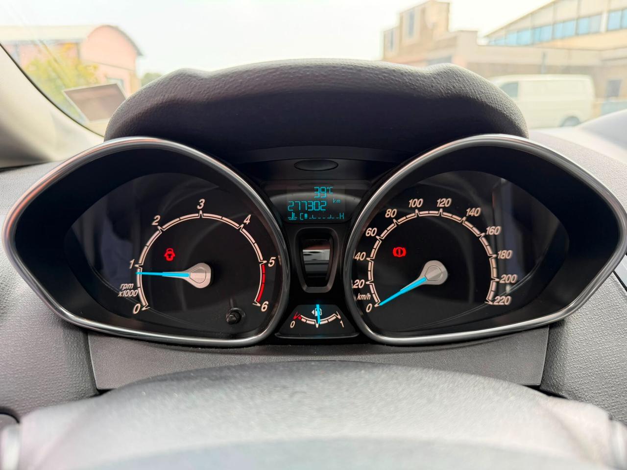 Ford Fiesta 1.5 TDCi 75CV 5 porte Business