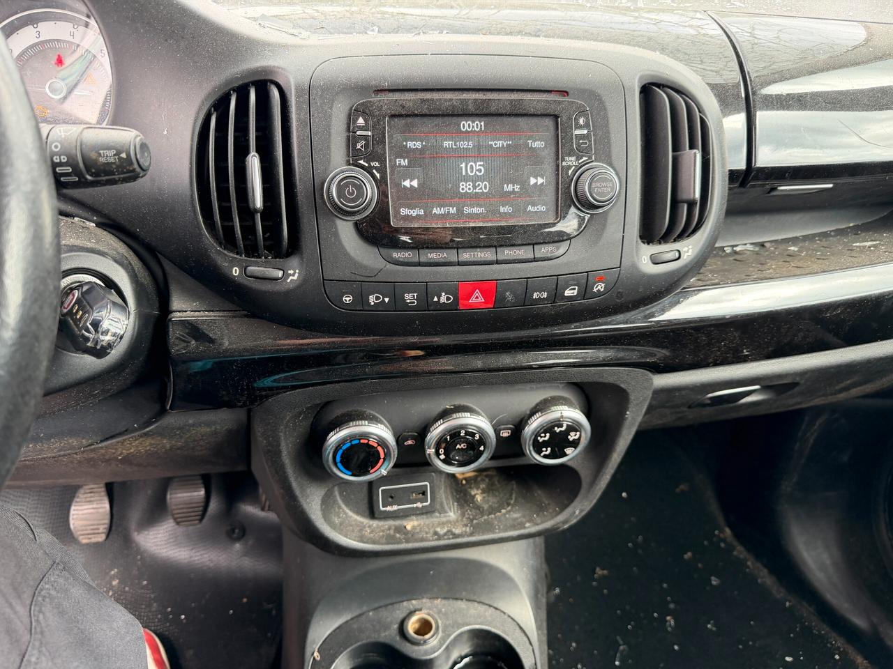 FIAT 500L 2016 1.3 MJT 95 CV *AIRB OK