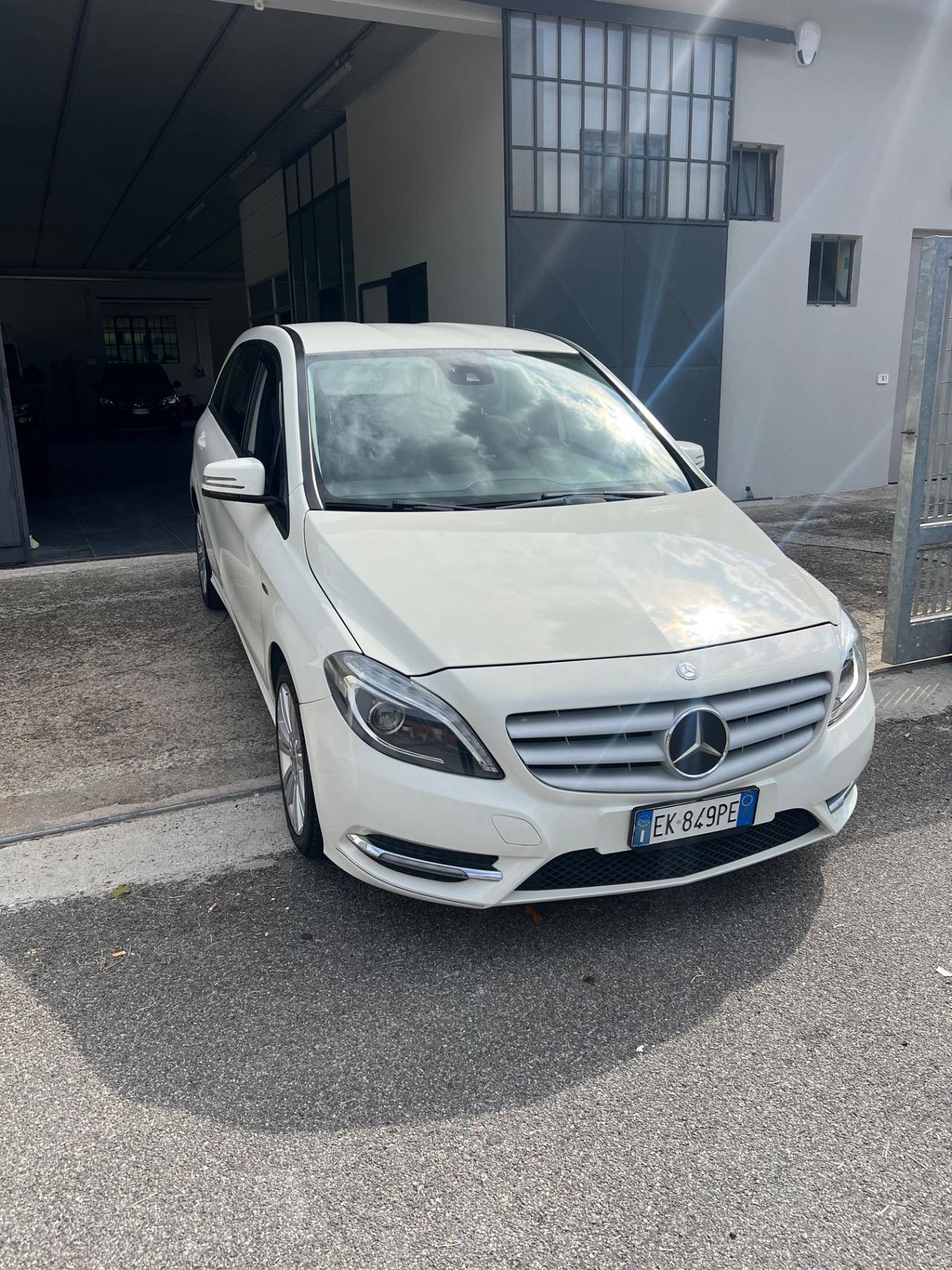 Mercedes-benz B 160 BlueEFFICIENCY Premium