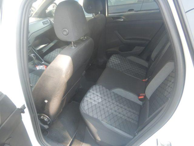 VOLKSWAGEN Taigo 1.0 TSI 115CV DSG R-Line Fari IQ Matrix, Garanzia
