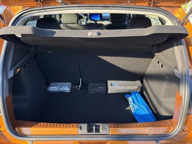 Dacia Sandero Stepway 1.0 TCe 100 CV ECO-G Co...