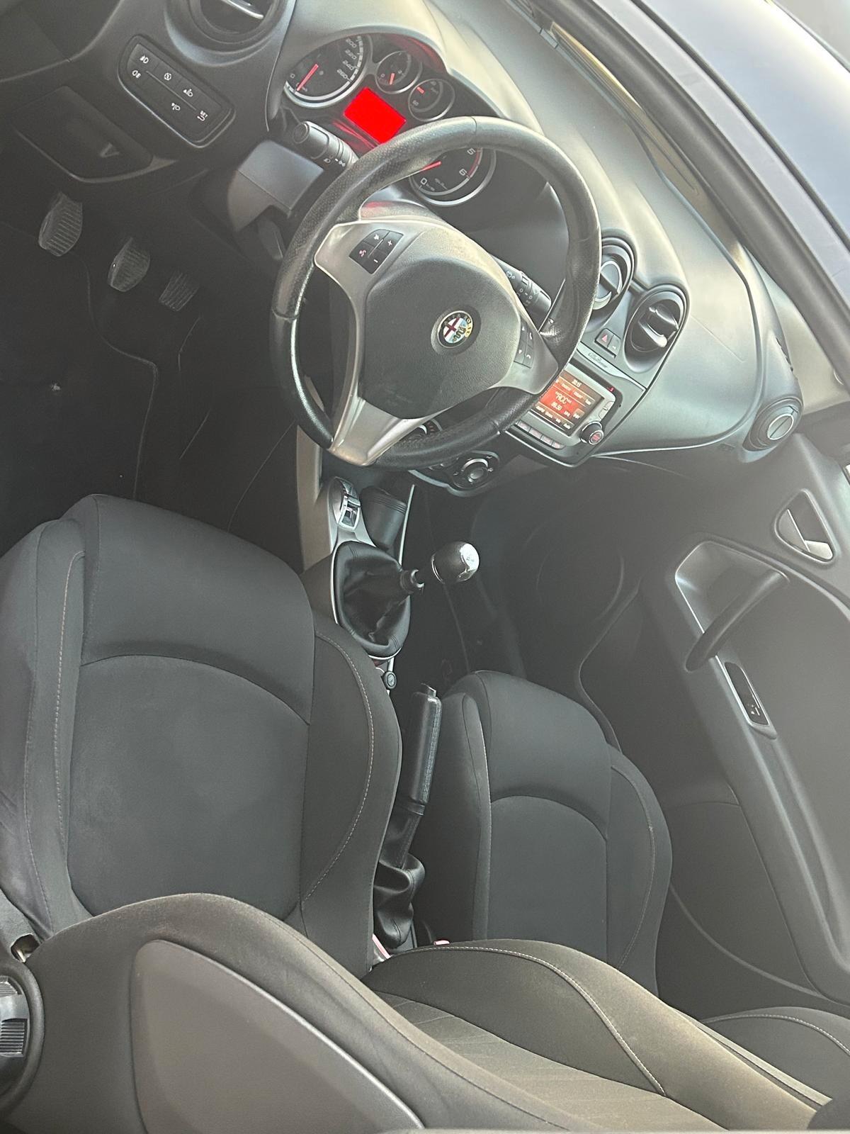 Alfa Romeo MiTo 1.3 JTDm 85 CV S&S Distinctive