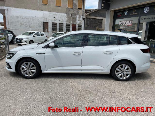 RENAULT Megane Sporter Blue dCi 115 CV Business AUTOCARRO N1