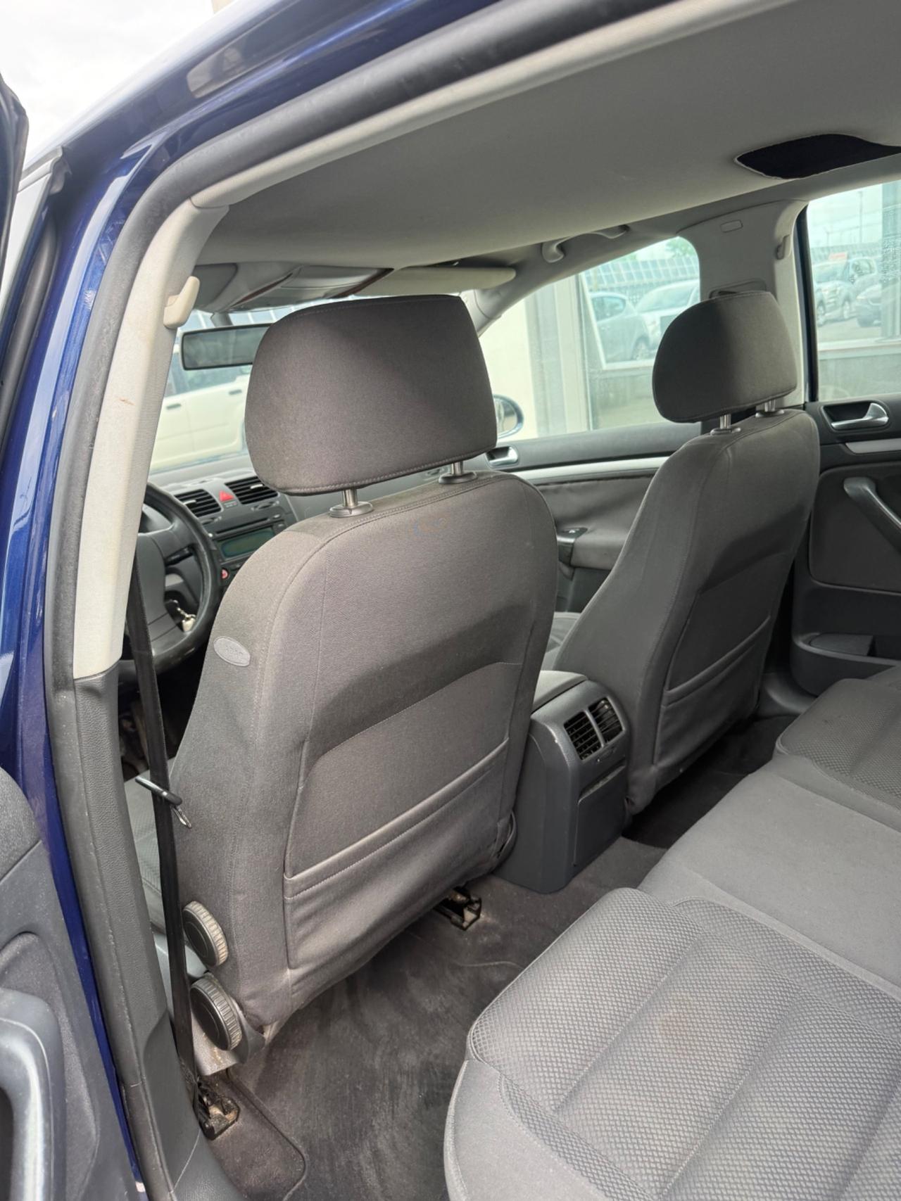 Volkswagen Golf 2.0 16V TDI 5p. Sportline