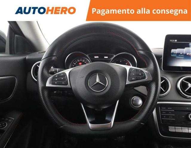 MERCEDES-BENZ CLA 200 d Automatic Premium