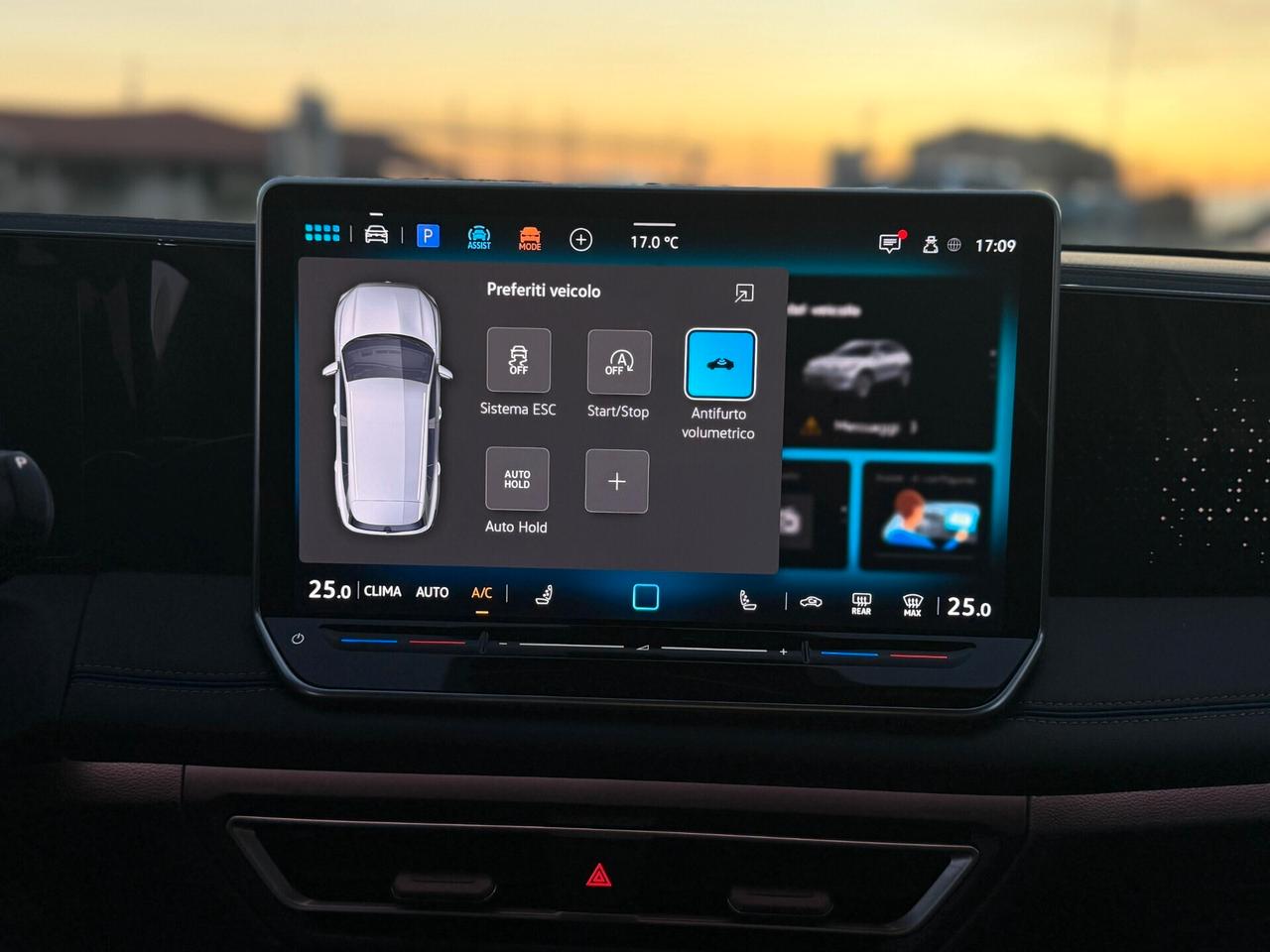 Volkswagen Tiguan 2.0 TDI 150 CV DSG R-Line