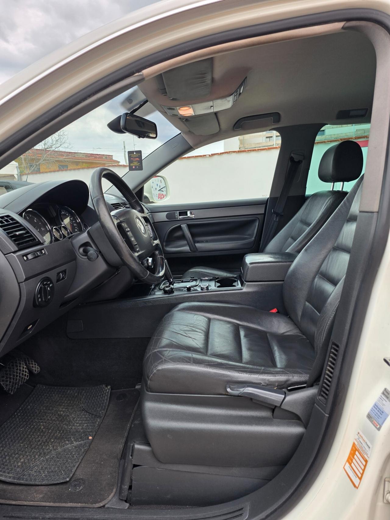 Volkswagen Touareg 3.0/240CV V6 TDI DPF tip.