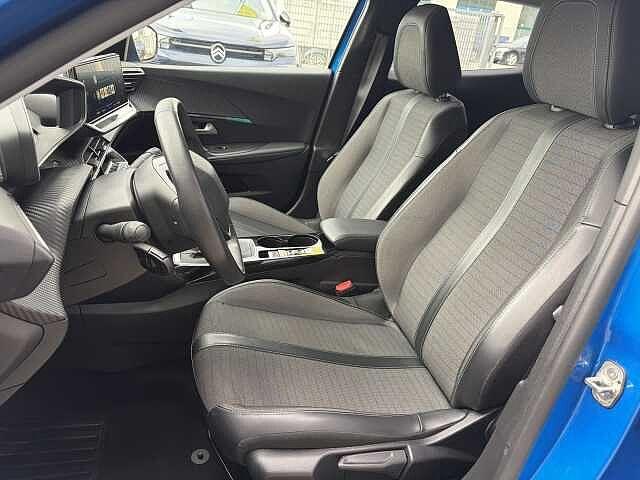 Peugeot 2008 1.5 BlueHDi 110 CV Allure Pack