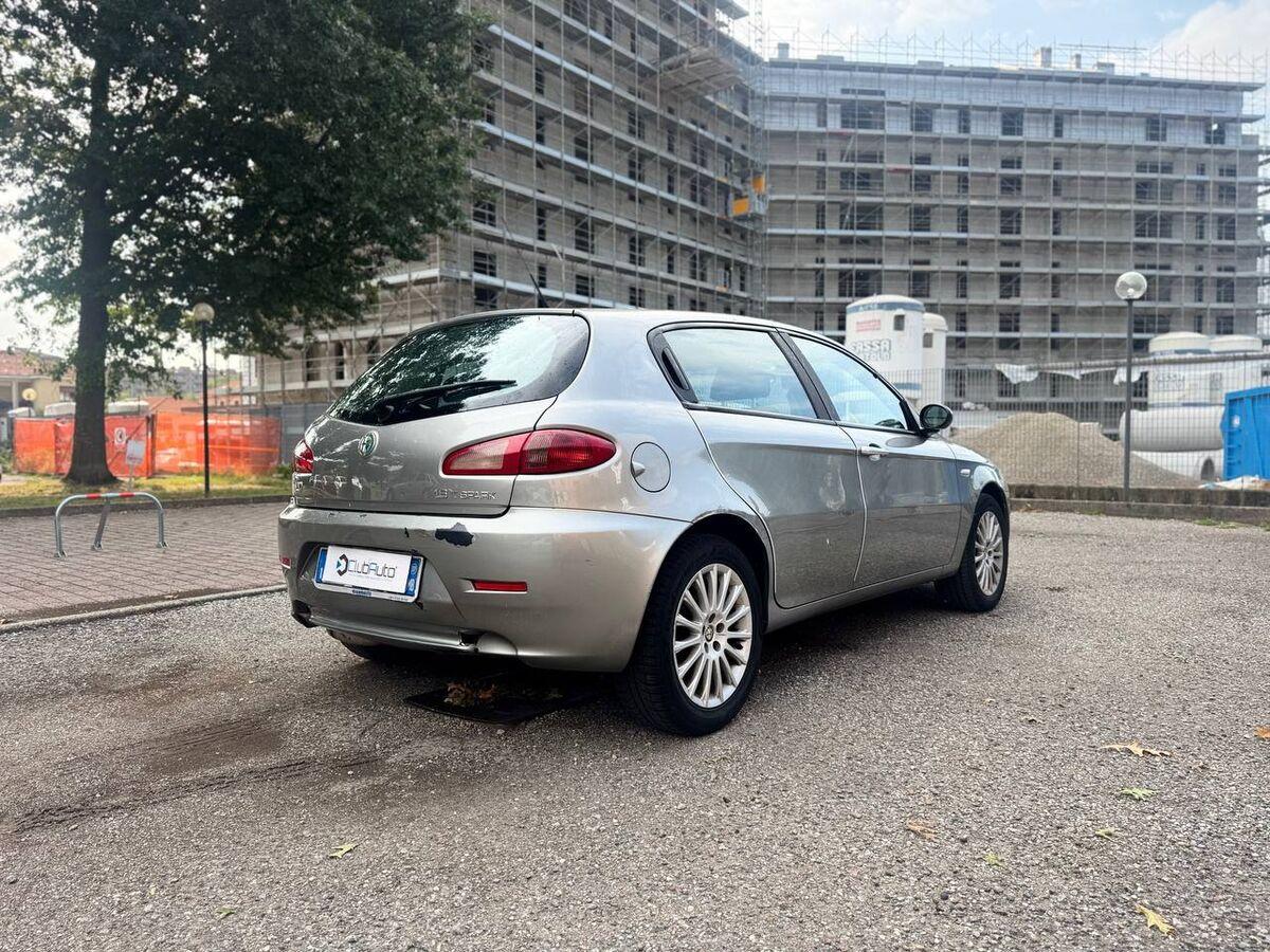 Alfa Romeo 147 1.6 ts 16v Distinctive c esp 105cv 5p