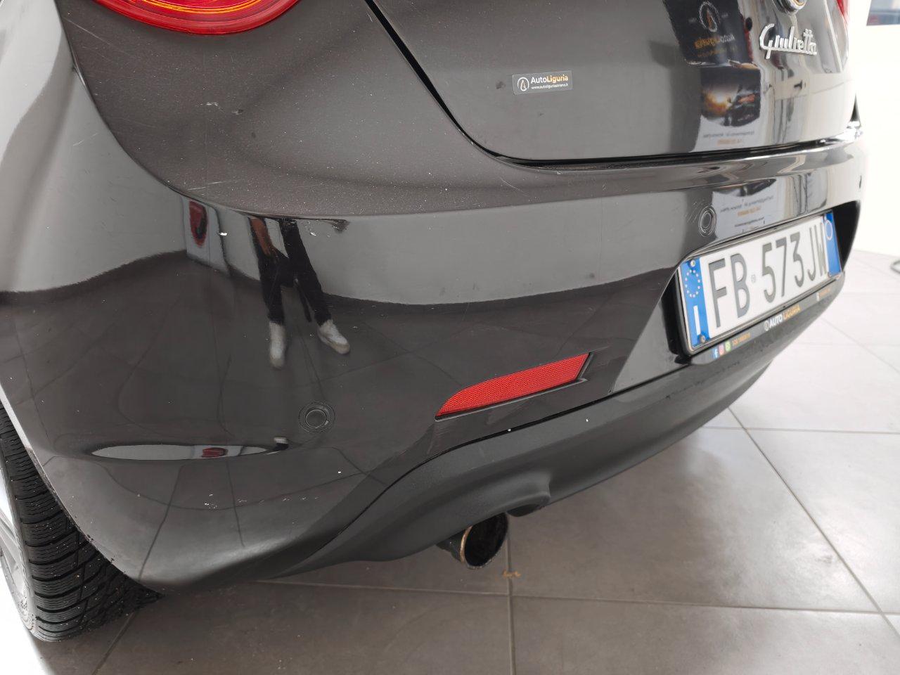 Alfa Romeo Giulietta 1.6 jtdm Distinctive 120cv LEGGI