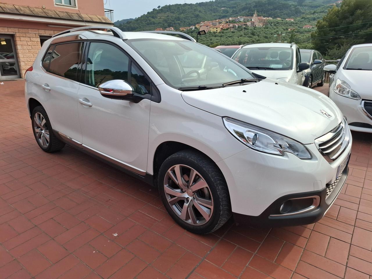 Peugeot 2008 BlueHDi 120 S&S Allure