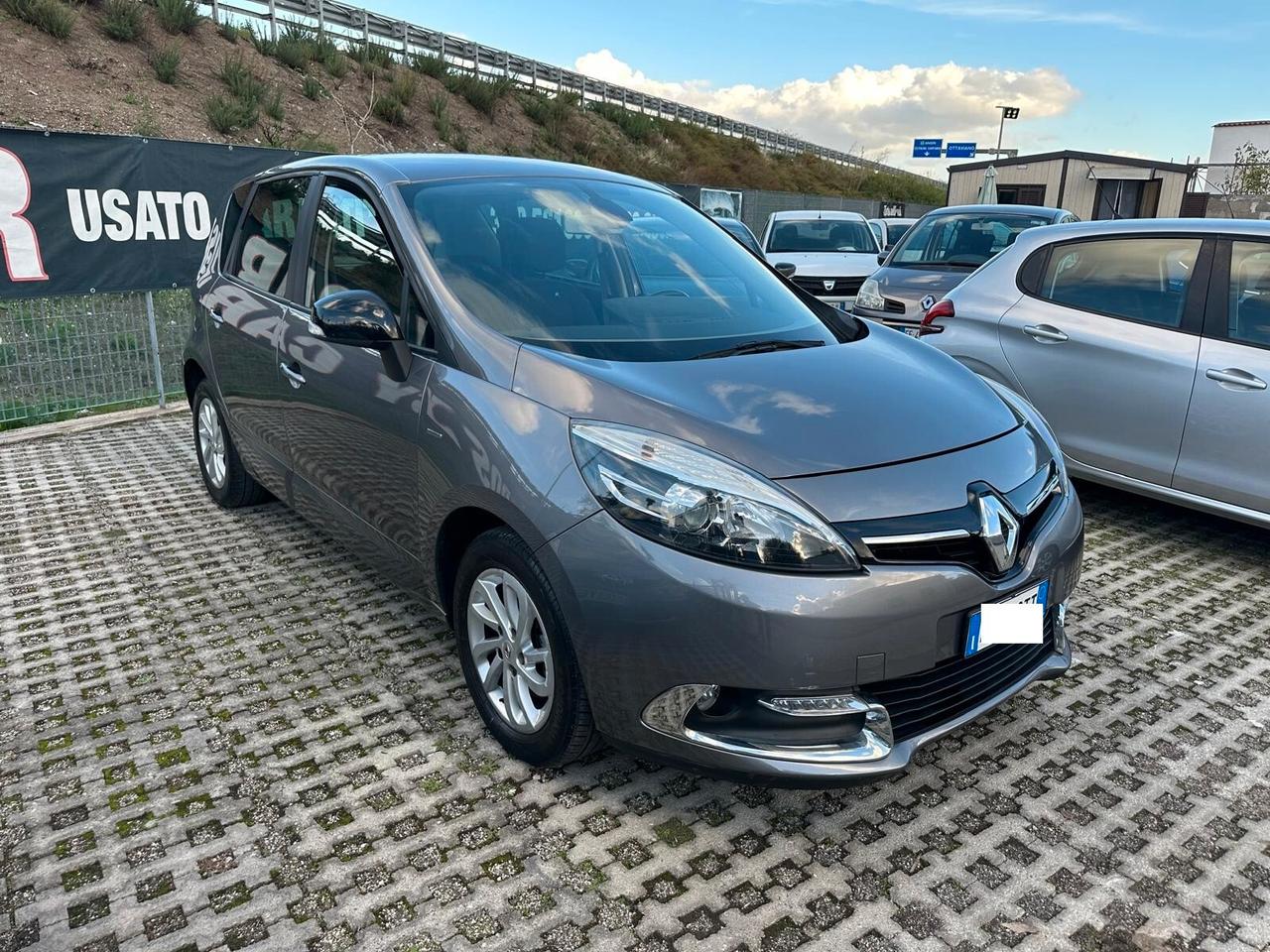 Renault Scenic Scénic XMod 1.5 dCi 110CV Limited-2015