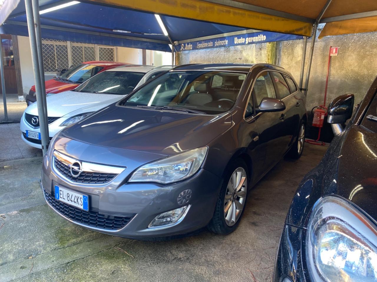 Opel Astra 2.0 CDTI 165CV Sports Tourer Cosmo