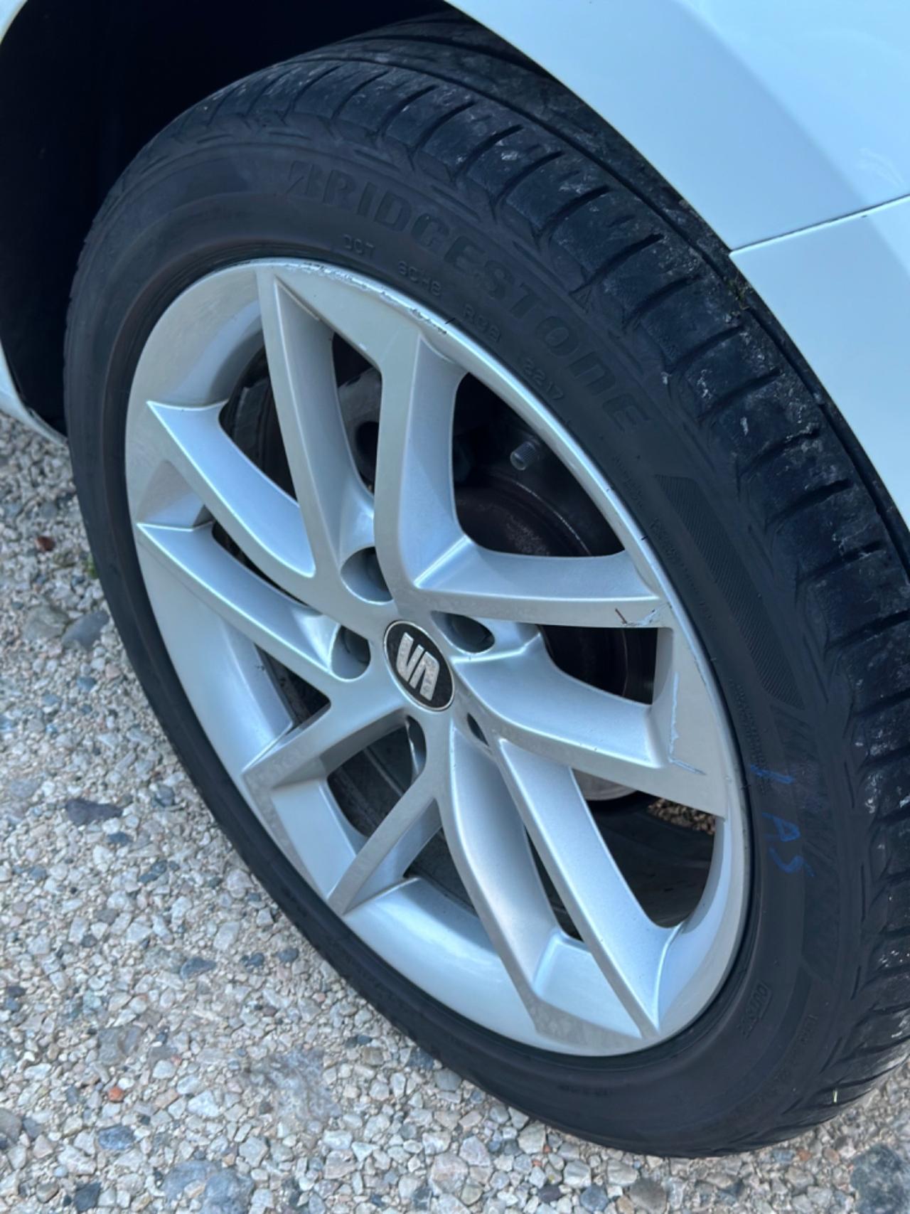 Seat LEON 1.6 TDI 105 CV 5p. STYLE KMCERT UNICOPR