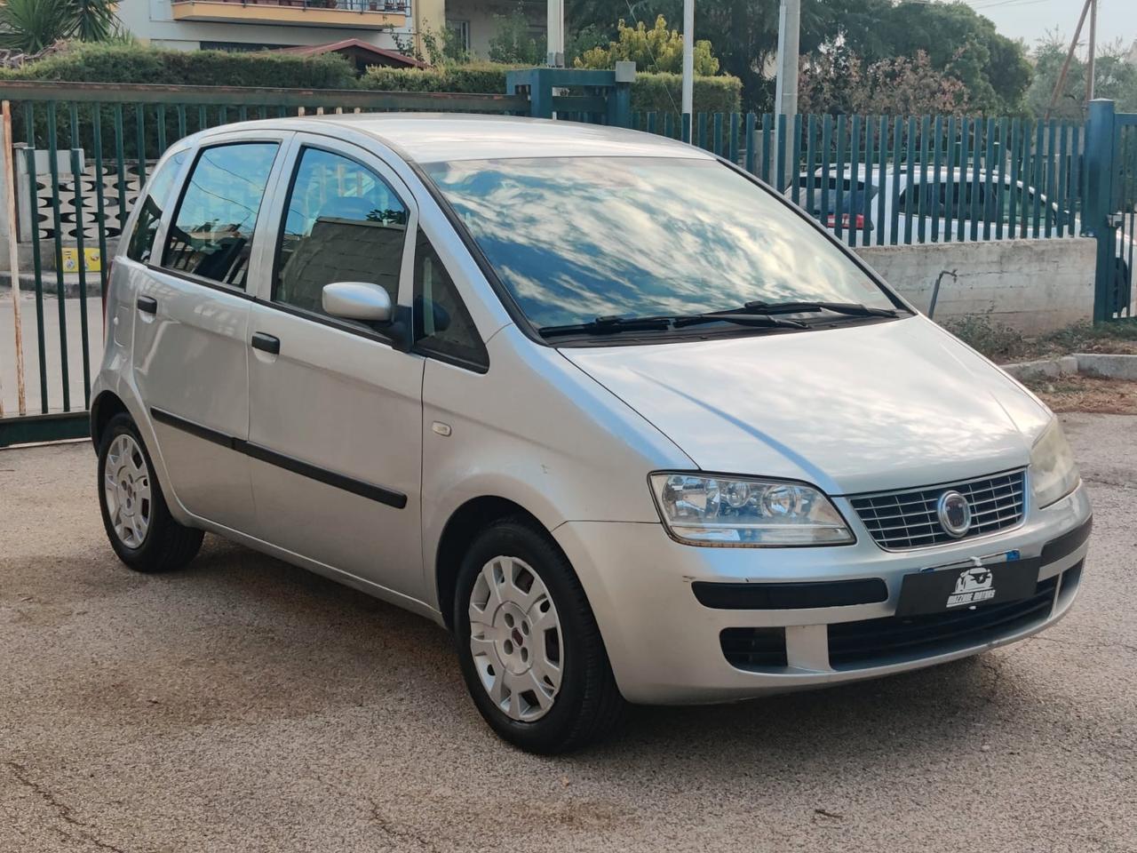 Fiat Idea 1.3 Multijet 16V 70 CV BlackStar