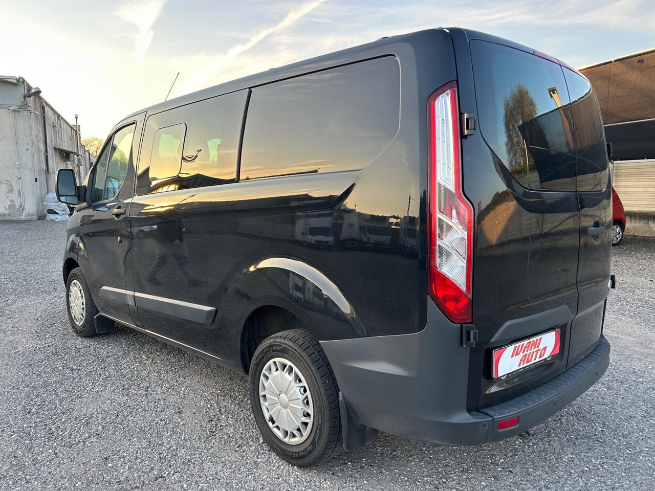 Ford Tourneo Custom 2.2 TDCi 125CV