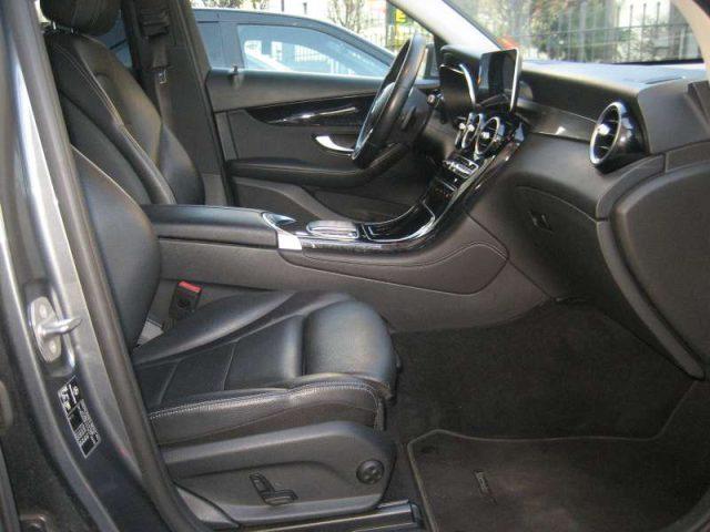 MERCEDES-BENZ GLC 220 D 4MATIC SPORT