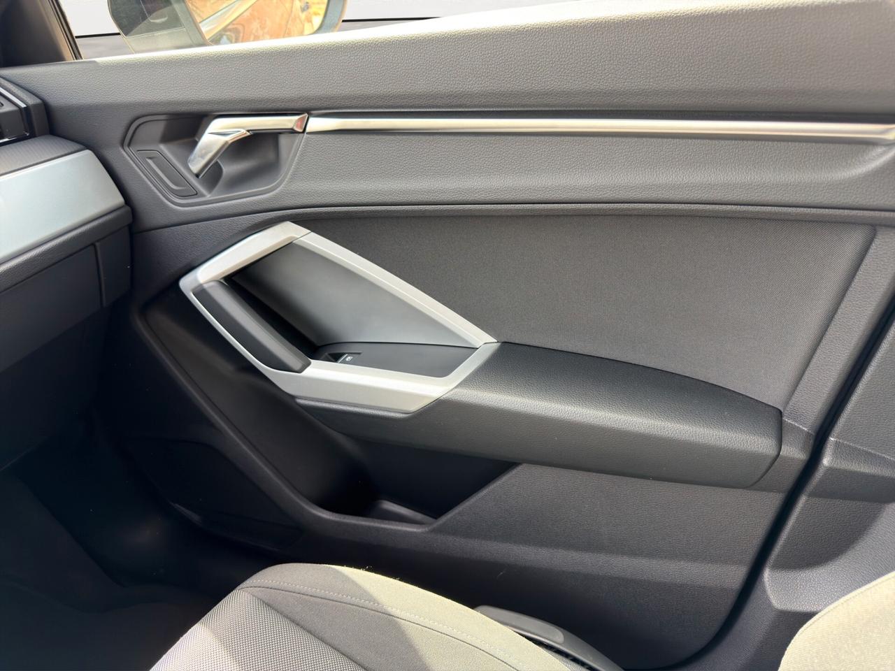 Audi Q3 SPB 35 TDI Business Plus - 2022