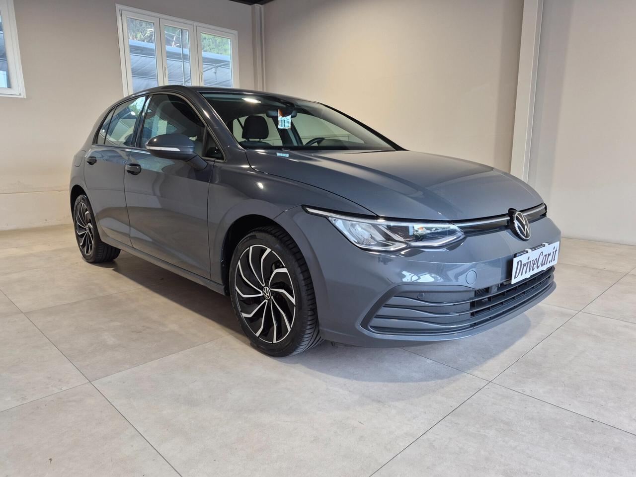 Volkswagen Golf 1.0 eTSI EVO LIFE DSG LED APPLE CAR PLAY/ANDROID AUTO C.17" WIRELESS ACC COCKPIT PRO KEYLESS LANE ASSIST AMBIENT LIGHT