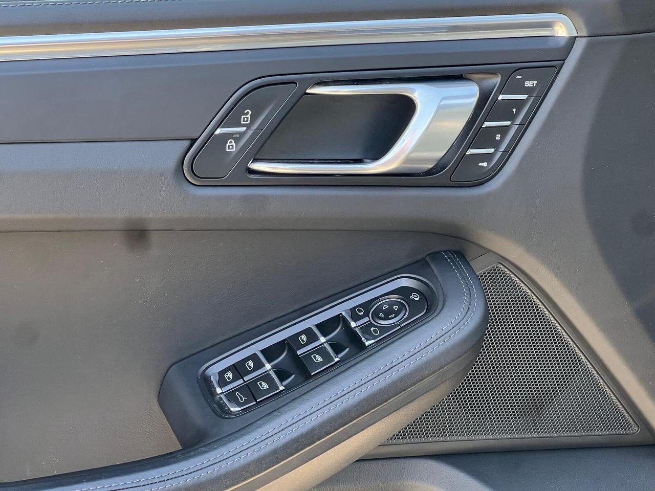 Porsche Macan Garanzia Porsche/360/Tetto/Sospen/Chrono/Sedili14vie