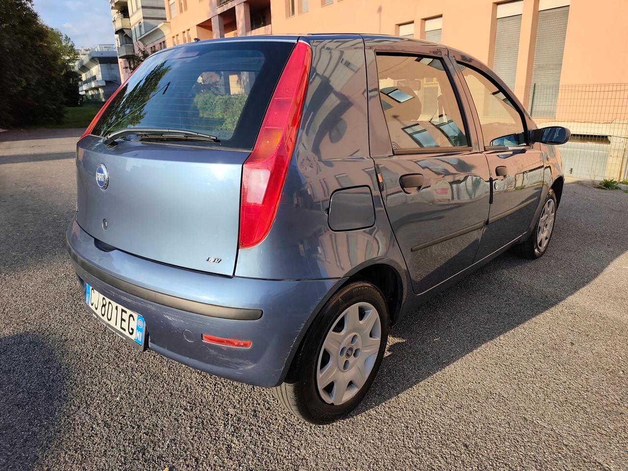 Fiat Punto 1.2 Benz 16V 5 porte 80 CV