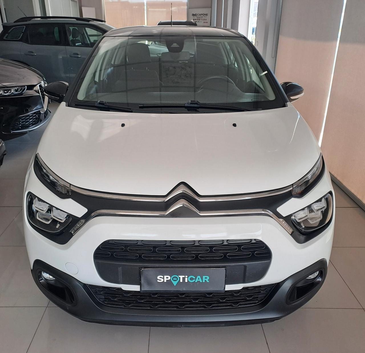 Citroen C3 1.2 Benzina 110cv EAT6 Shine km 51365