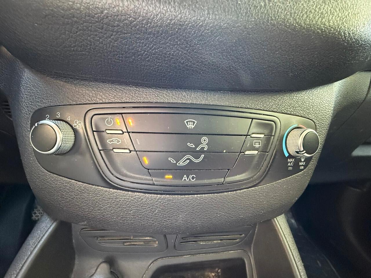 Ford Transit 1.5 DIESEL 75 CV UNICO PROPR