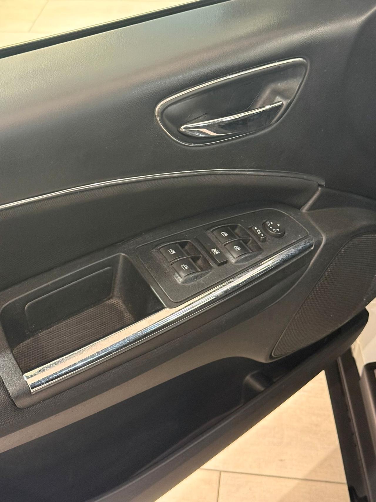 LANCIA DELTA 2.0 MJT 120CV PLATINO