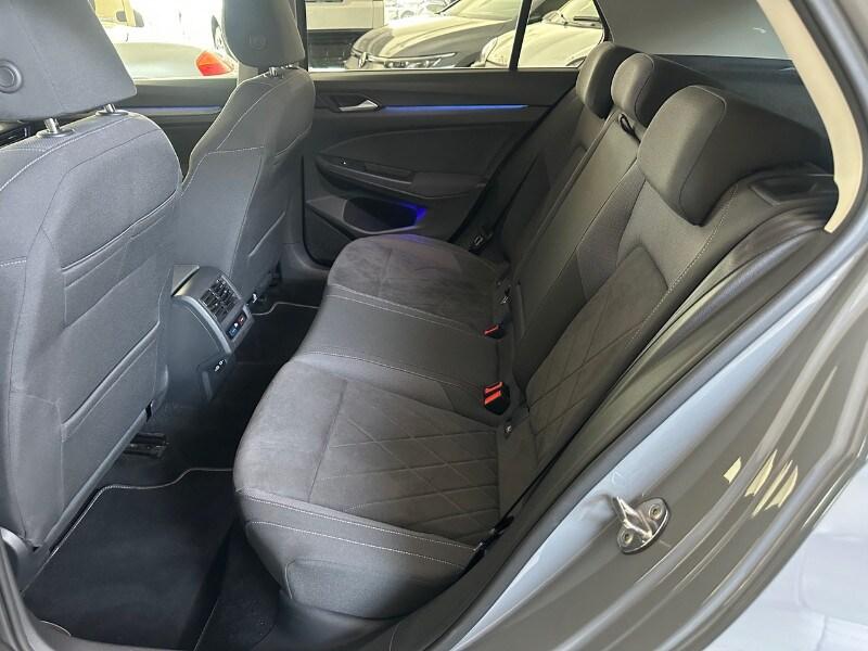 VOLKSWAGEN Golf 8ª serie Golf 2.0 TDI 150 CV D...