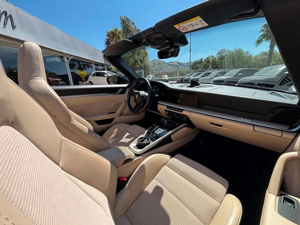 Porsche 911 Turbo Cabriolet 2024 / KM 23.000 IVA ESPOSTA Tua a solo 2.159 Euro al mese