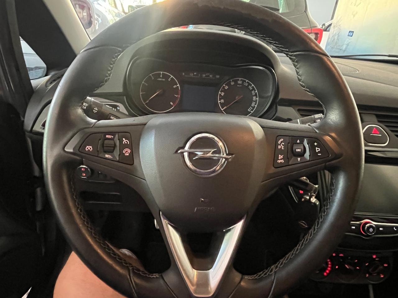 Opel Corsa 1.4 90CV GPL Tech 5 porte b-Color