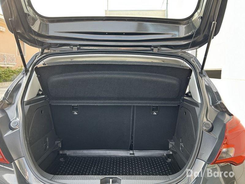 Opel Corsa Corsa 1.4 90CV 5 porte Cosmo