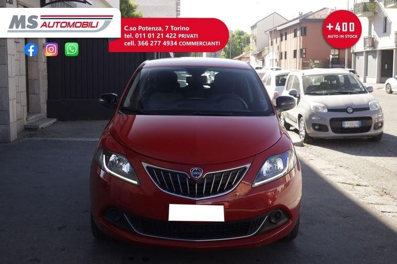 Lancia Ypsilon Lancia Ypsilon 1.0 FireFly 70cv S&S Hybrid SILVER Unicoproprietario