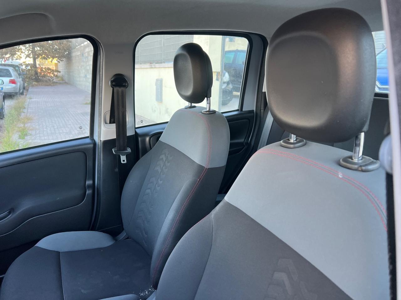 Fiat Panda 1.0 IBRIDA 2021 85 MILA KM