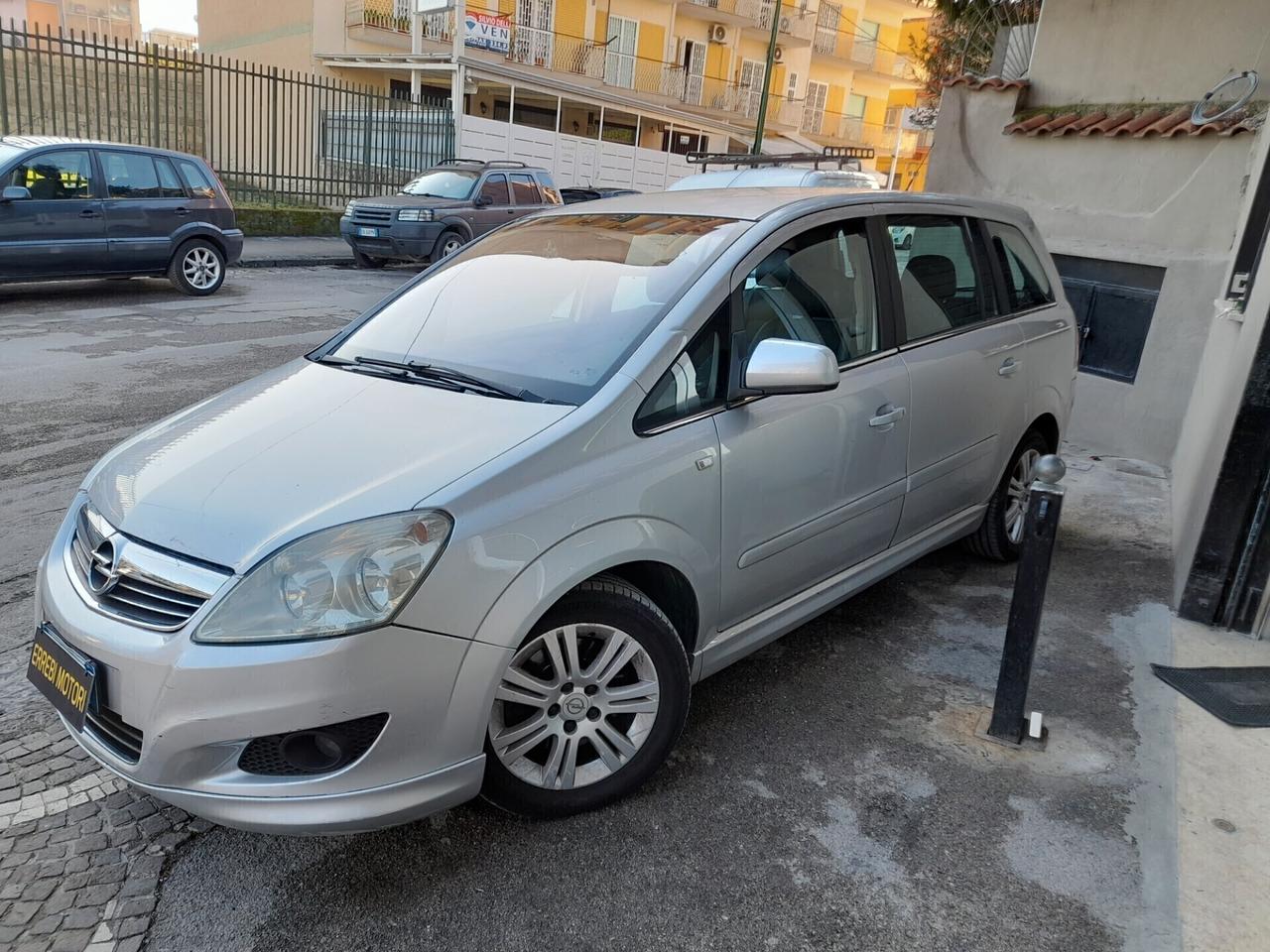 Opel Zafira 1.6 16V ecoM 94CV Cosmo