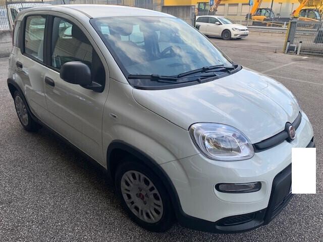 Fiat Panda 1.0 FireFly S&S Hybrid KM 0