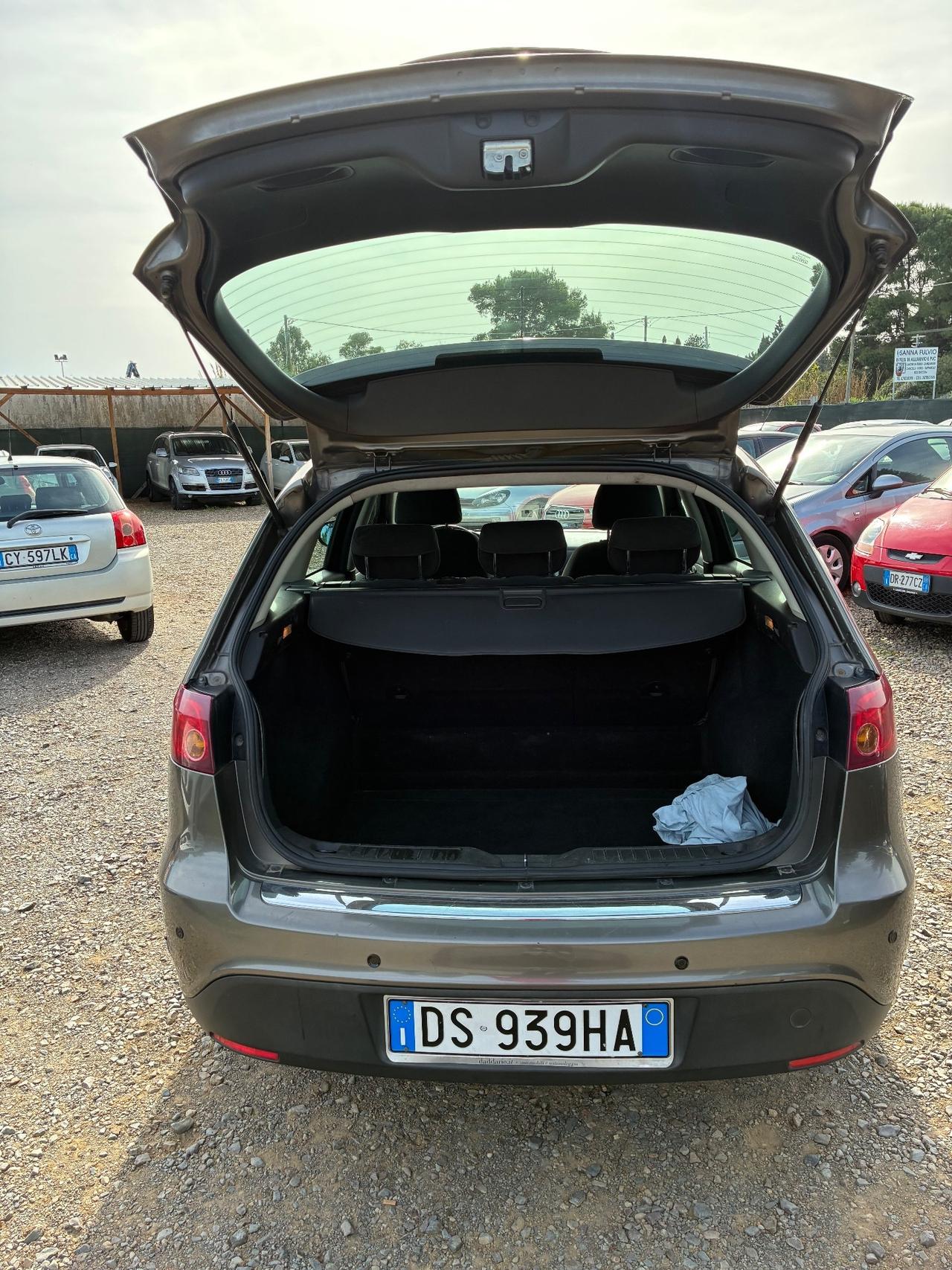 Fiat Croma 1.9 Multijet Emotion