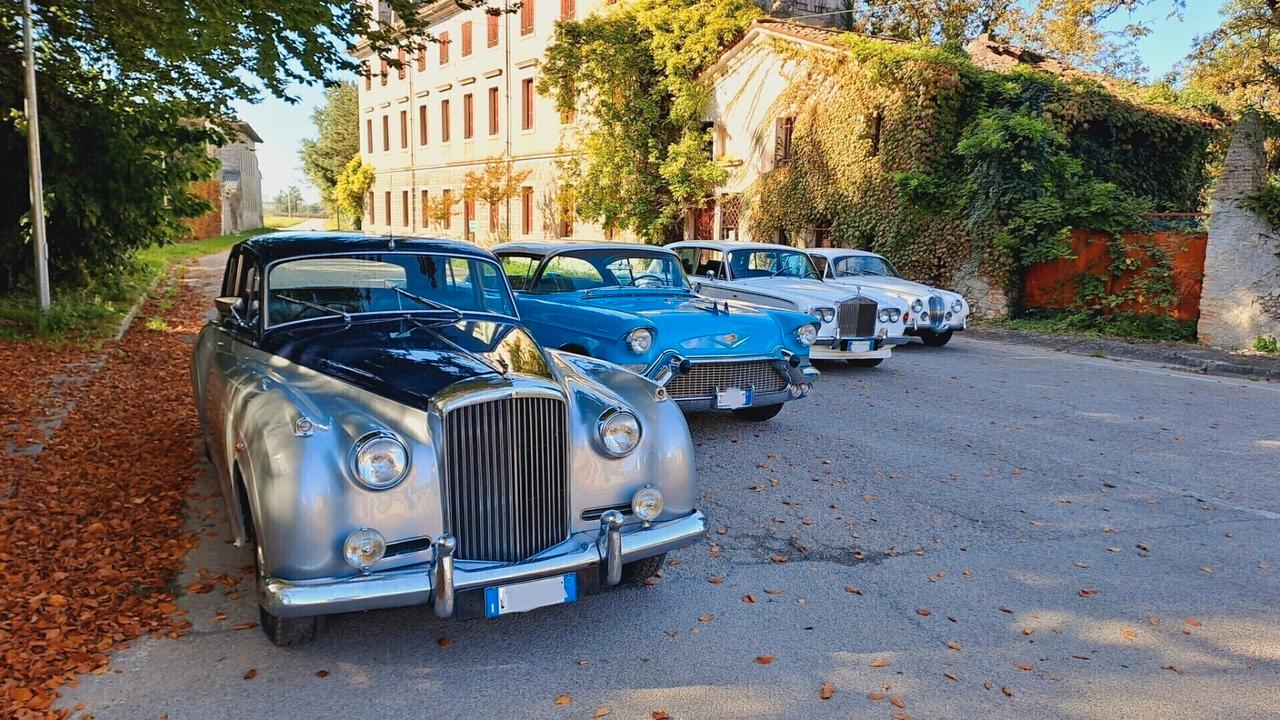 Bentley S2 RHD