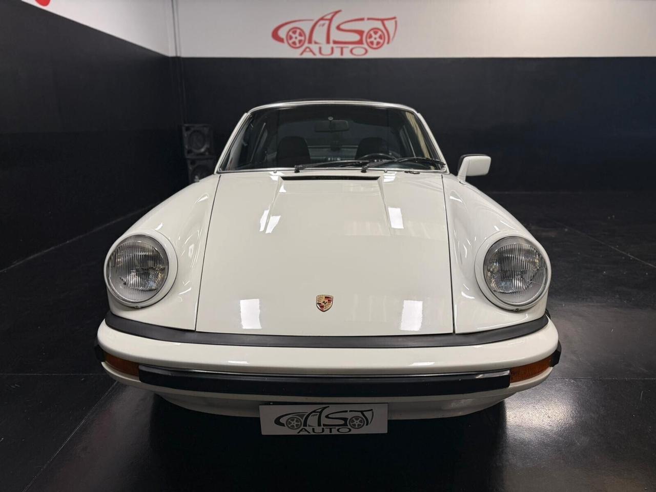 Porsche Carrera 911 2700 Targa