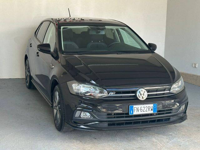 VOLKSWAGEN Polo VI 1.0 R-LINE
