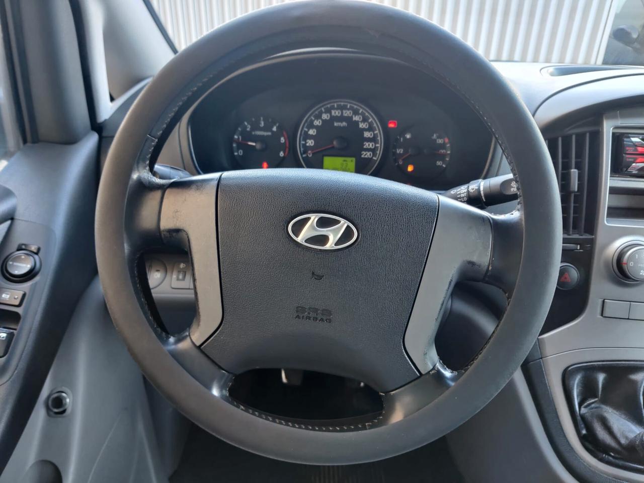 Hyundai H-1 8 POSTI PROLUNGATO