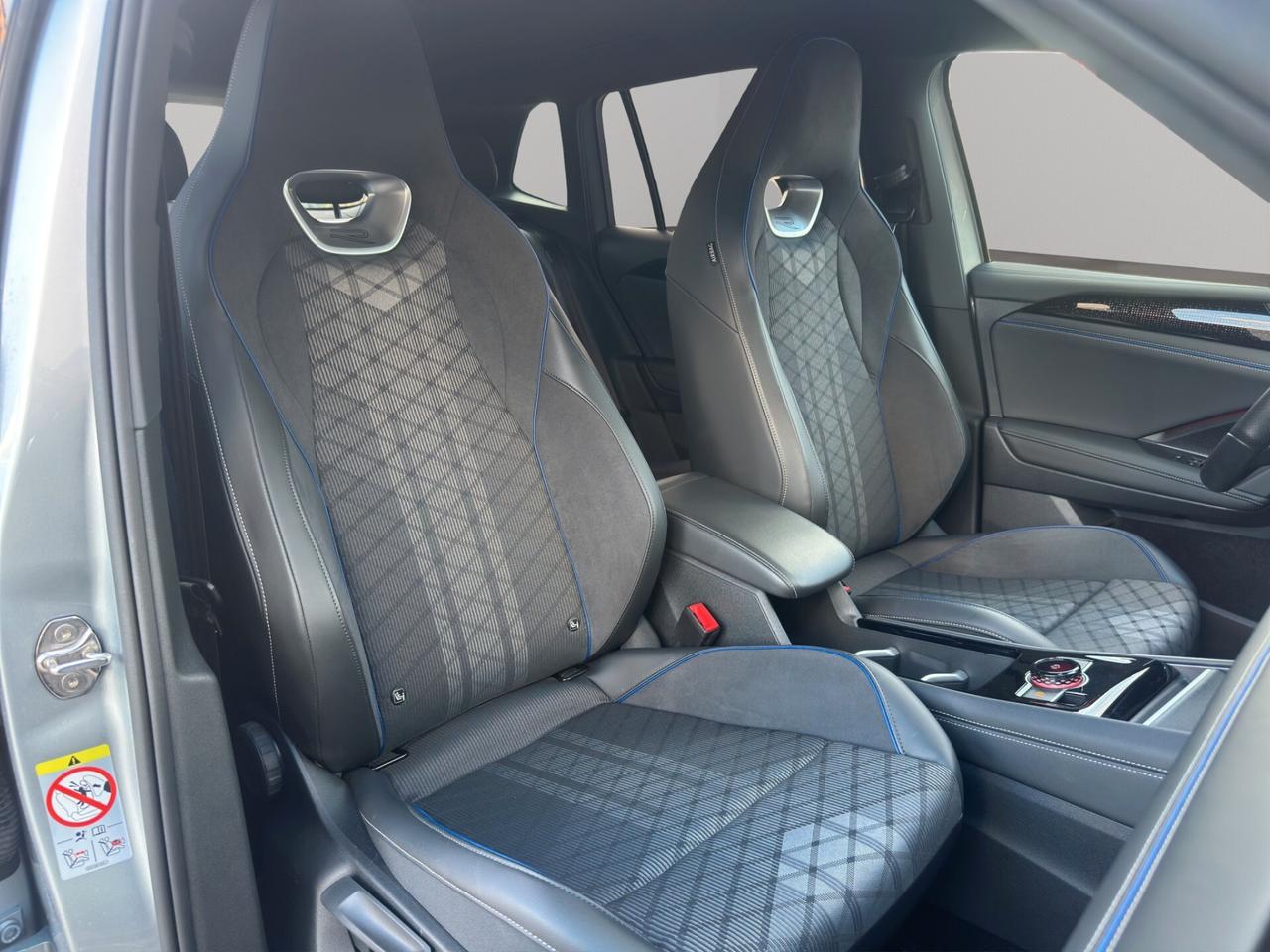 Volkswagen Tiguan 2.0 TDI 150 CV SCR DSG R-Line