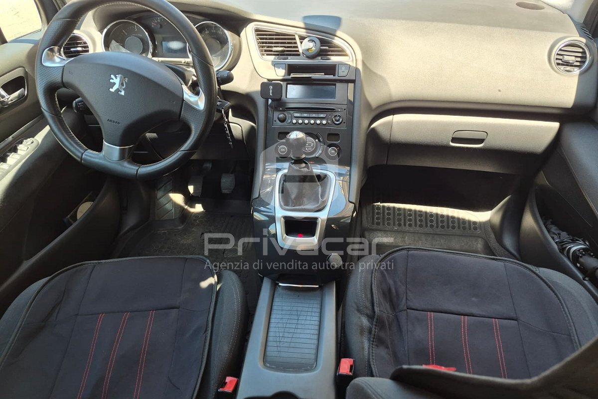 PEUGEOT 5008 1.6 HDi 115CV Active