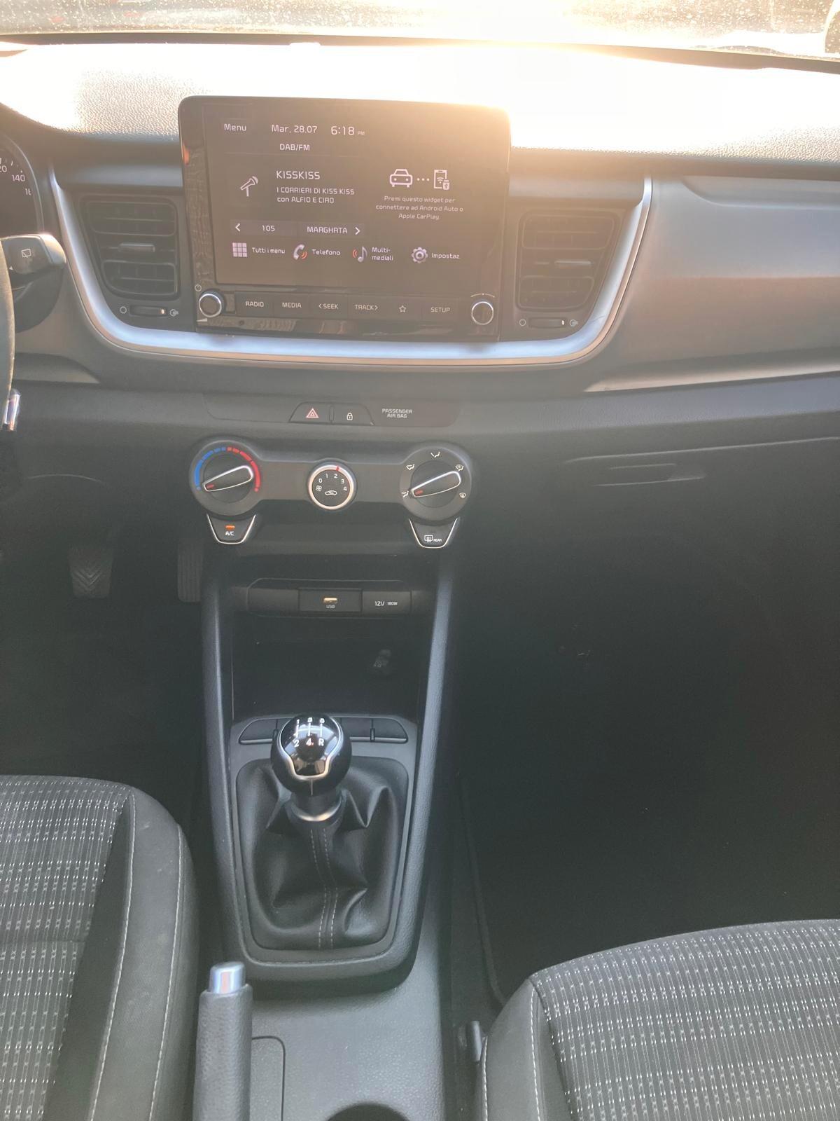 KIA STONIC 1.2 DPI 82cv GPL Style