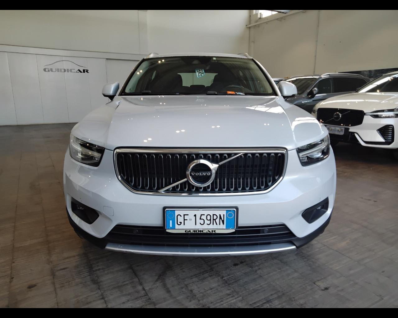 VOLVO XC40 - XC40 1.5 t2 Momentum Pro auto my21