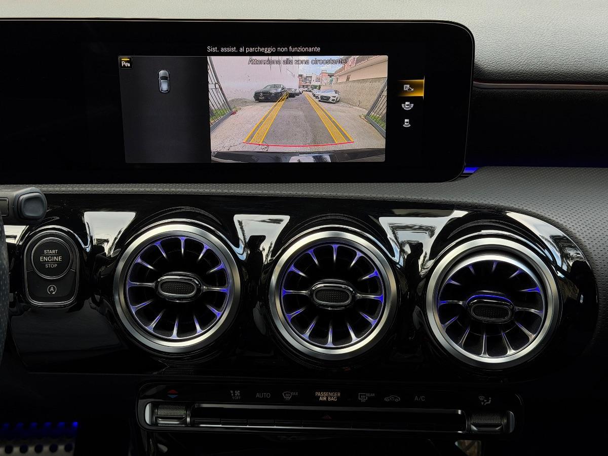 Mercedes Classe A 200d Premium AMG Night Edition 150CV