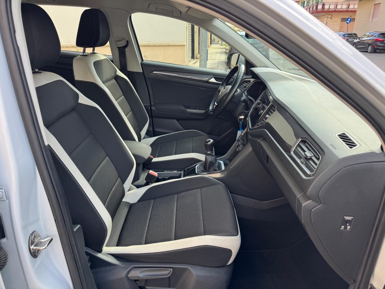 Volkswagen T-Roc 2.0 TDI 115 CV Advanced