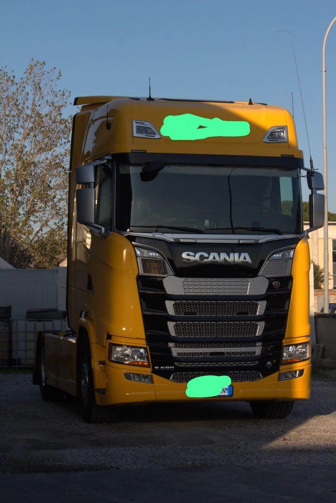 SCANIA S 580 CON IMPIANTO IDRAULICO